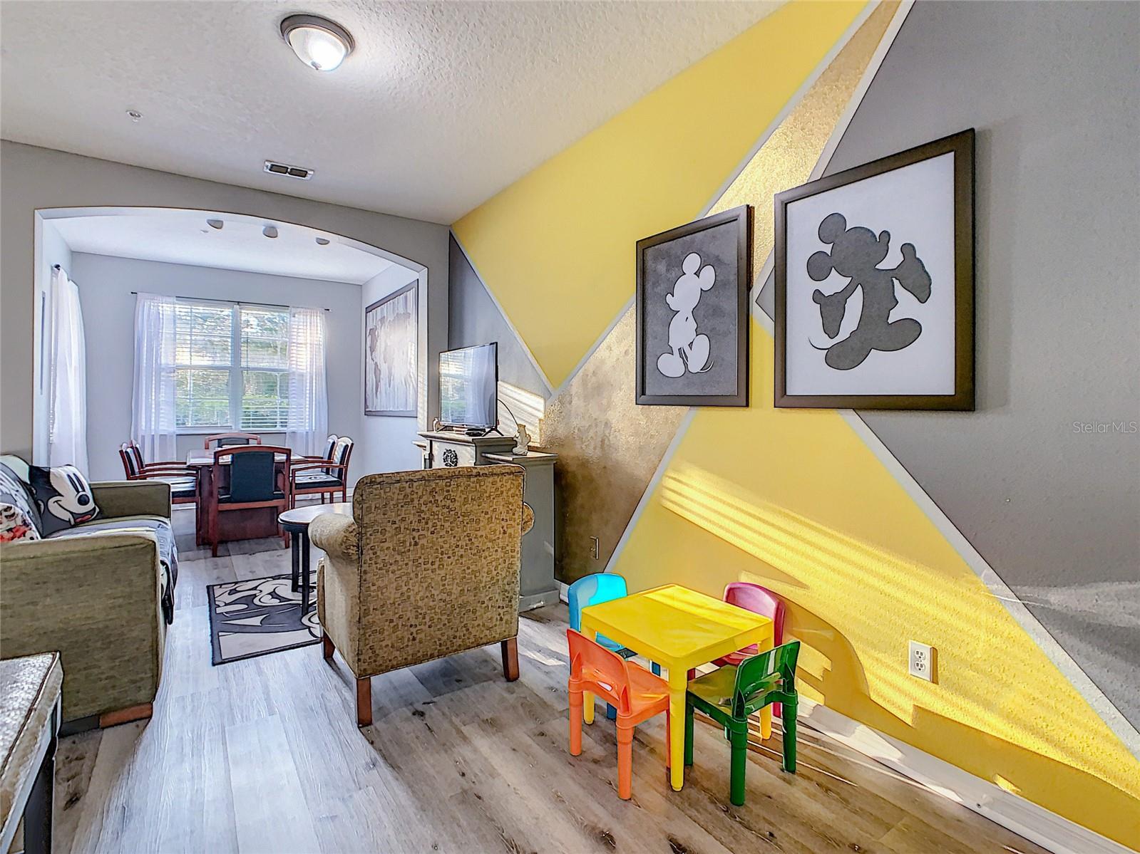 Image 8 of 100 For 891 Assembly Court