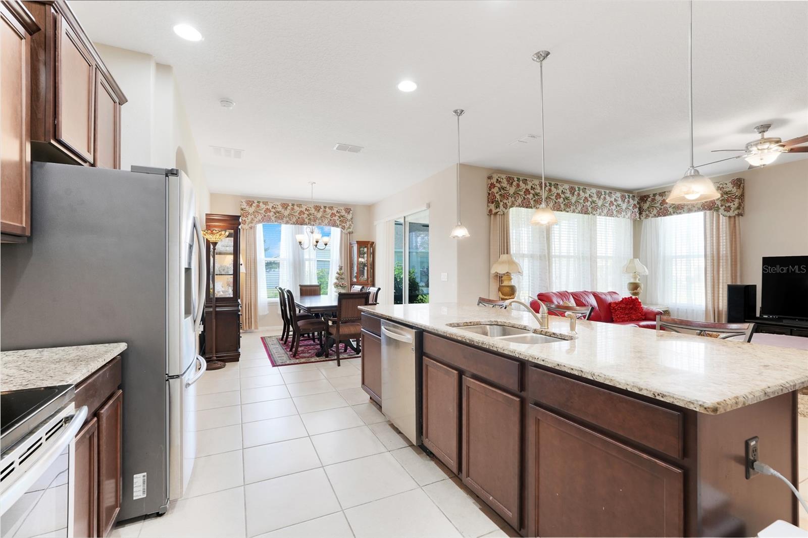 Image 14 of 36 For 13506 Silver Strand Falls Drive