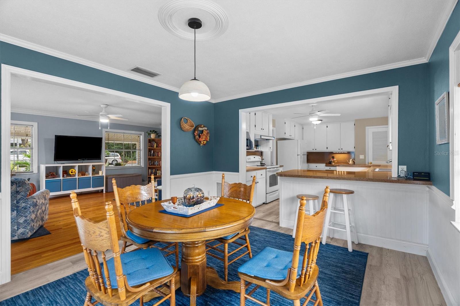 Image 4 of 26 For 4608 Lake Holden Hills Drive