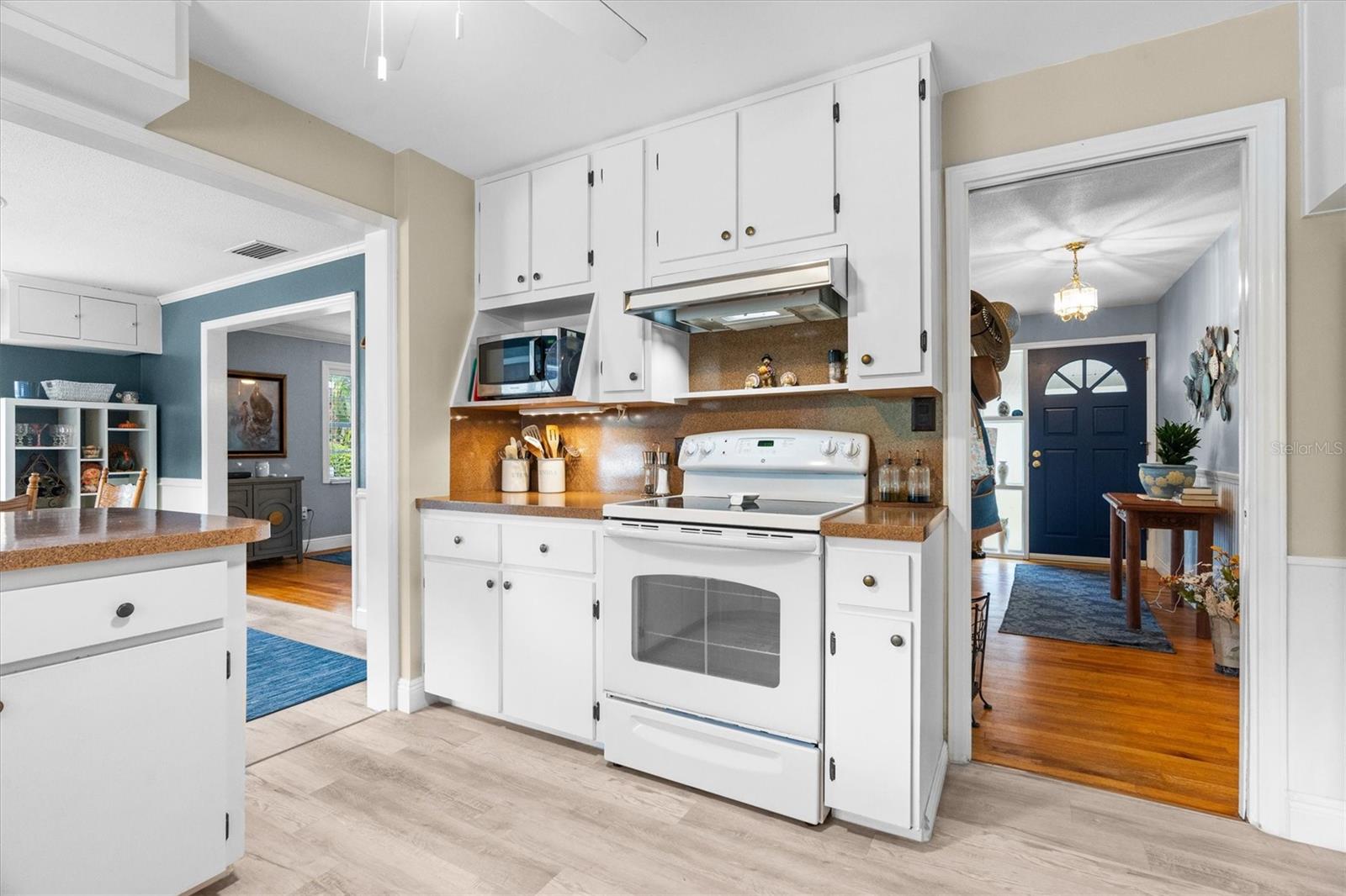 Image 8 of 26 For 4608 Lake Holden Hills Drive