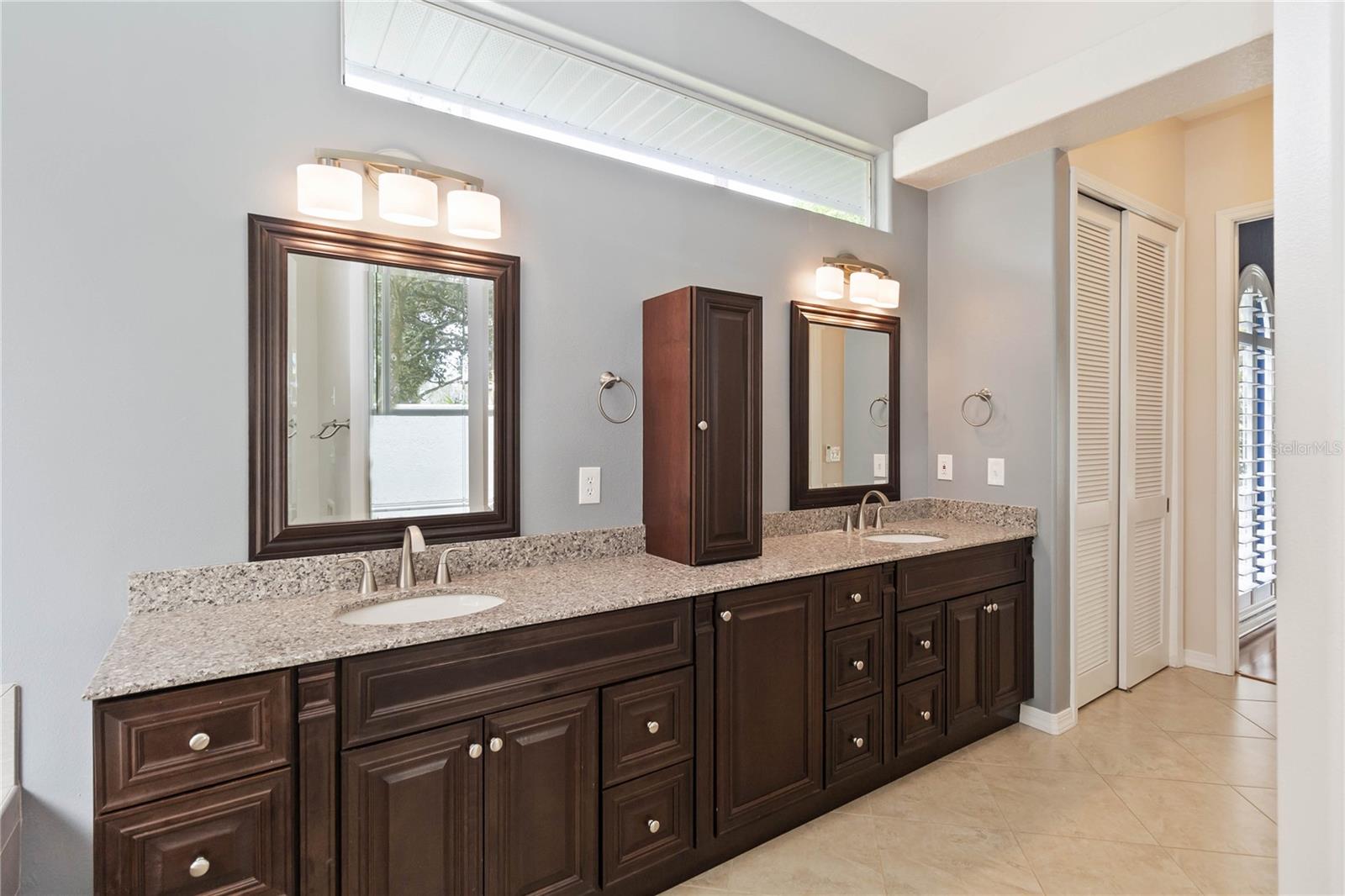 Image 27 of 43 For 5121 Timberview Terrace