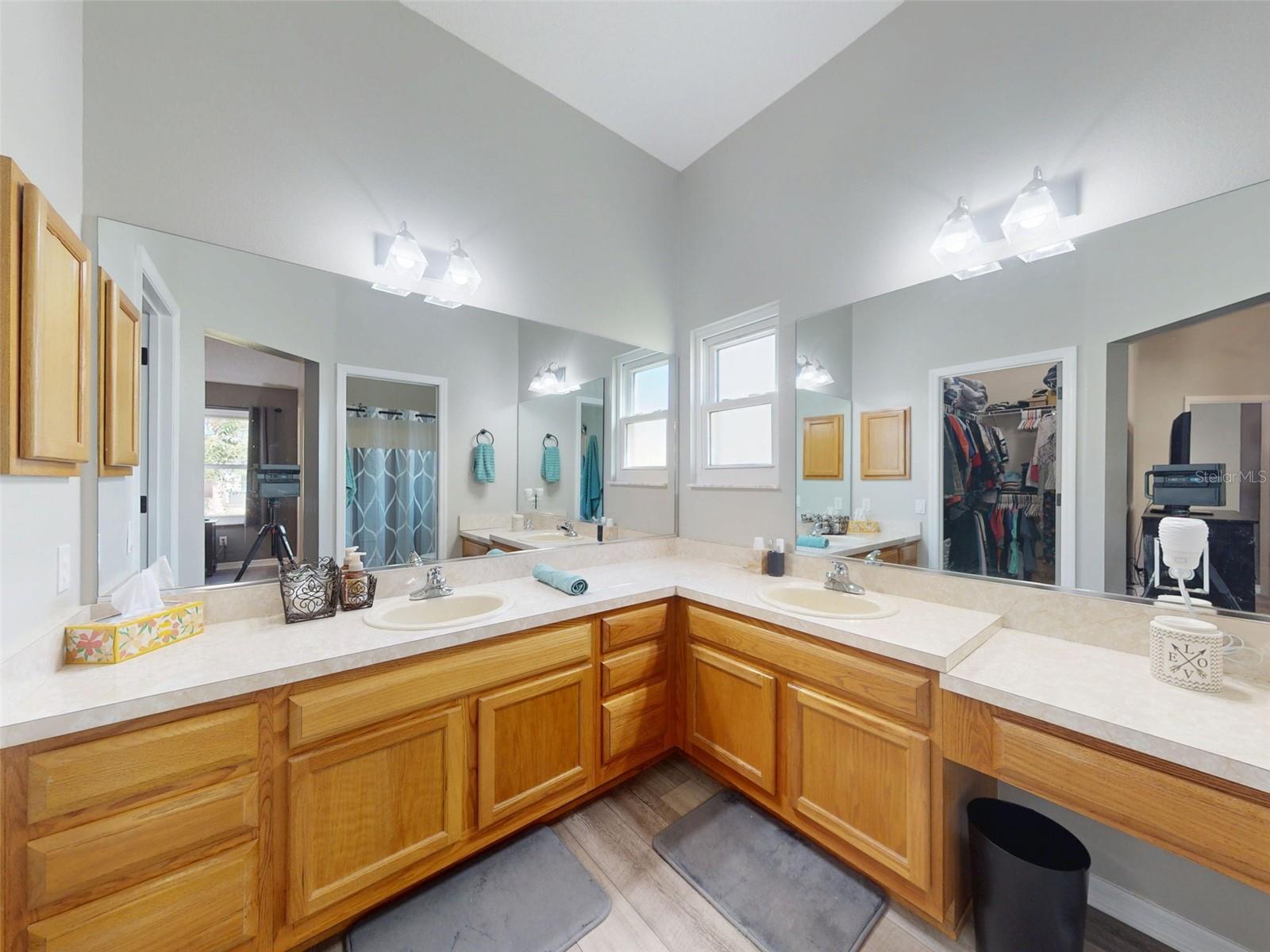 Image 25 of 56 For 714 Del Rosario Street