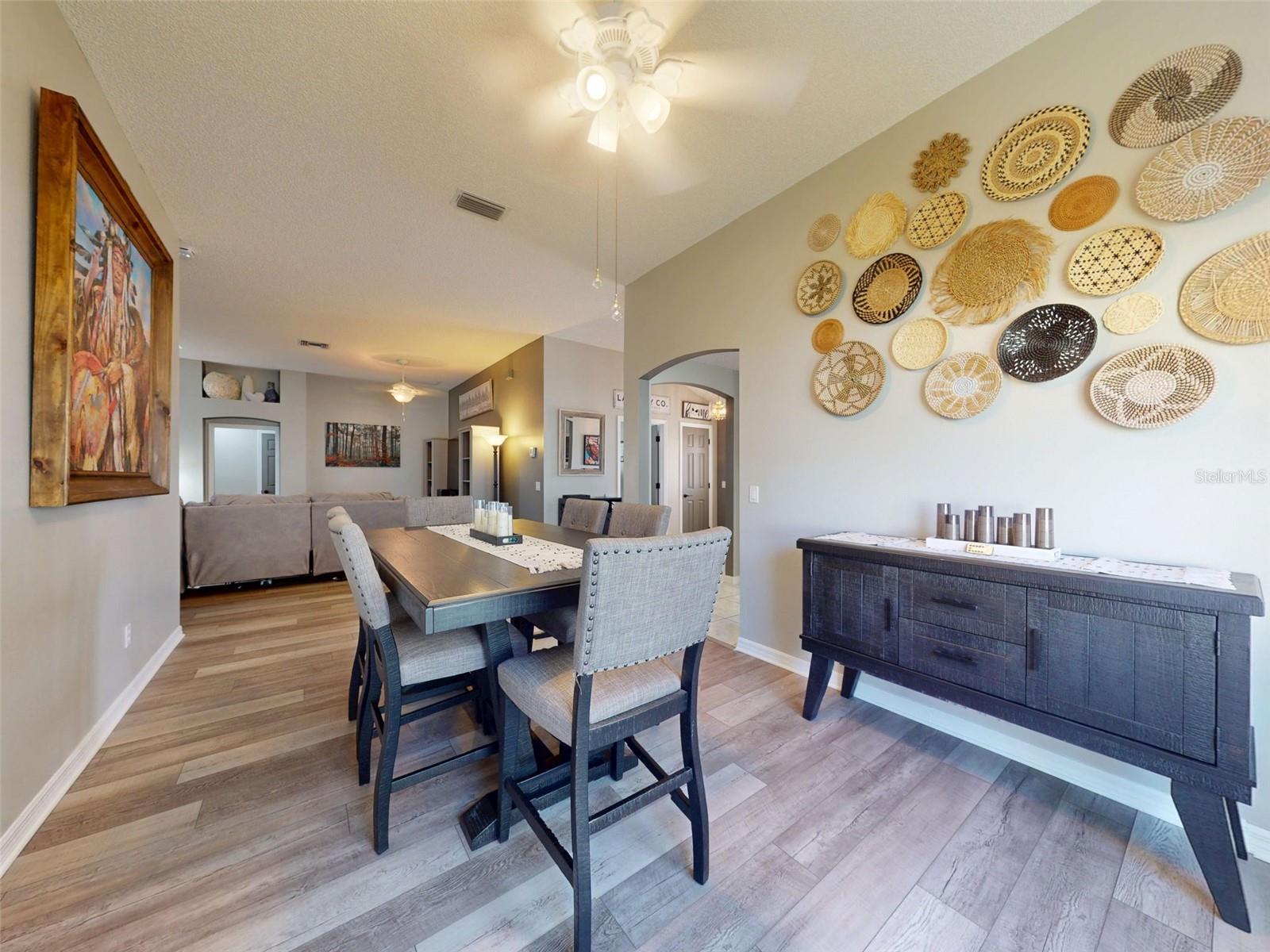 Image 32 of 56 For 714 Del Rosario Street