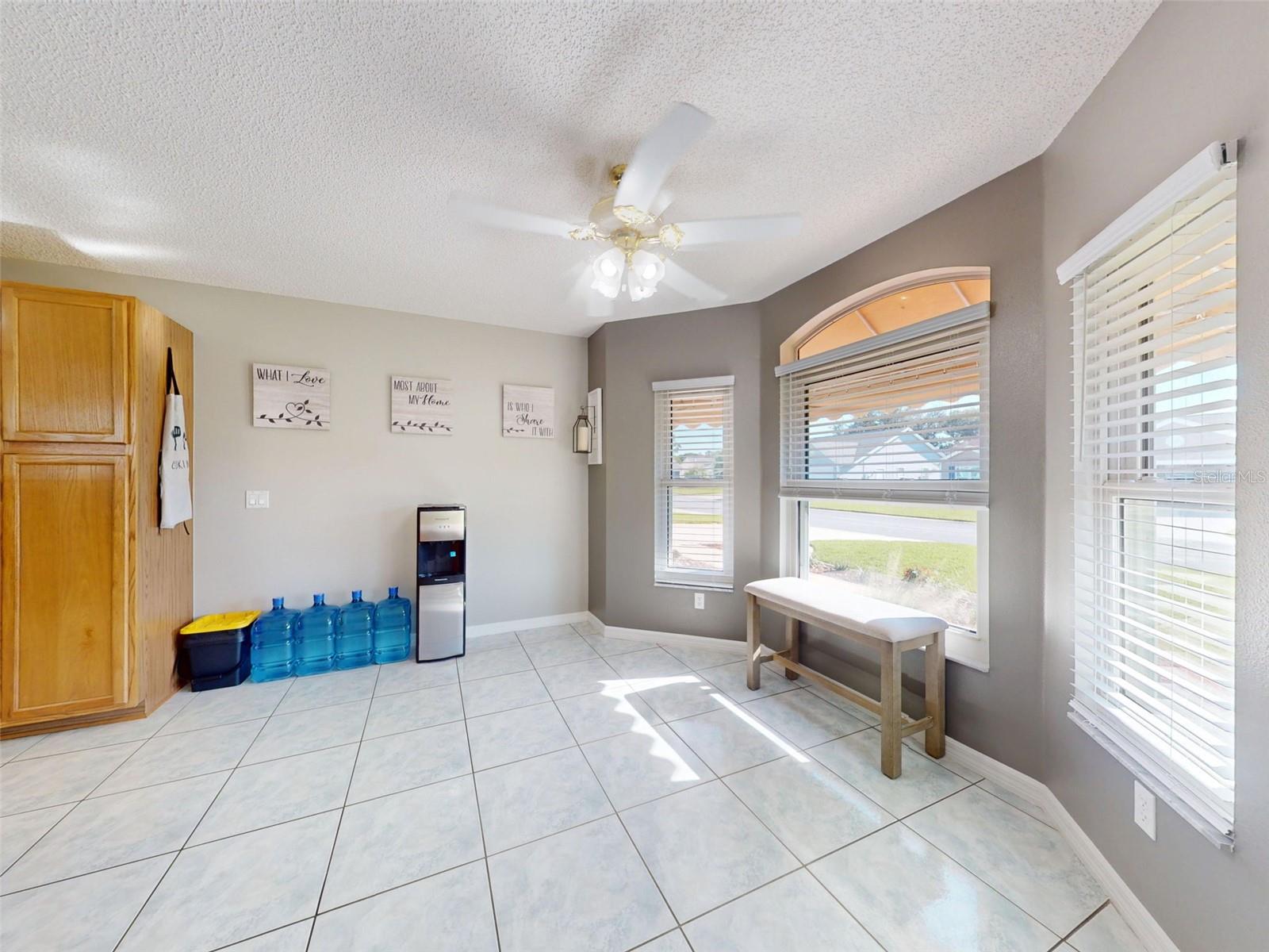 Image 43 of 56 For 714 Del Rosario Street