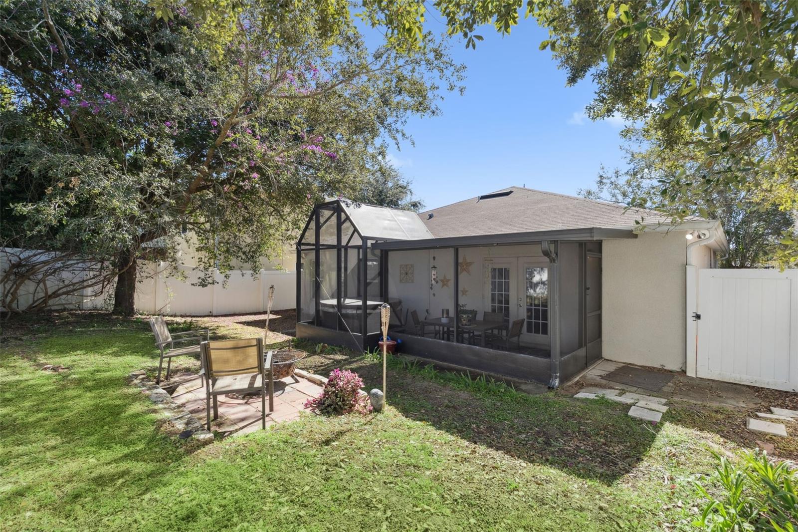 Image 16 of 21 For 2523 Martins Run