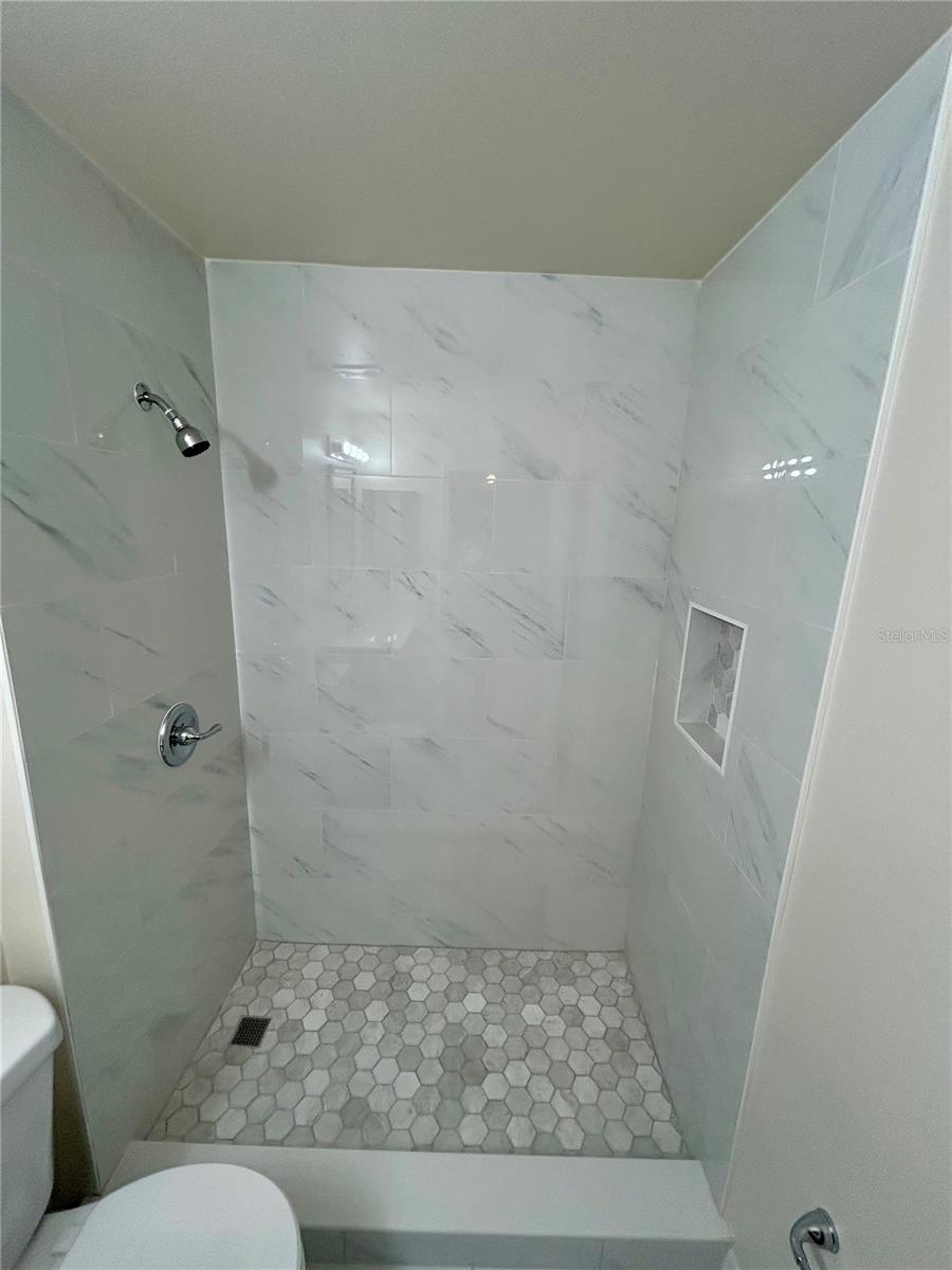 Image 15 of 18 For 152 Gleason Cove