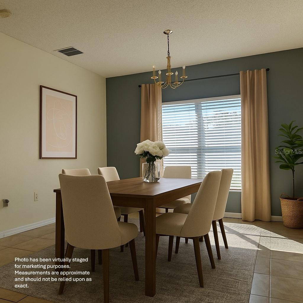 Image 11 of 13 For 402 Greenwich Court