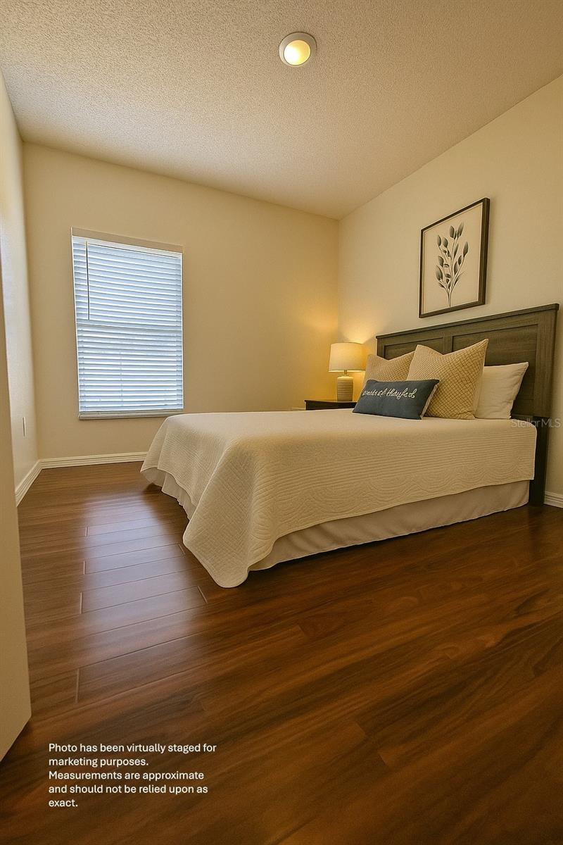 Image 12 of 13 For 402 Greenwich Court