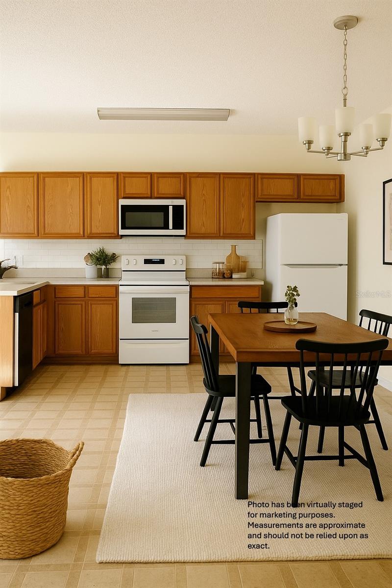 Image 3 of 13 For 402 Greenwich Court