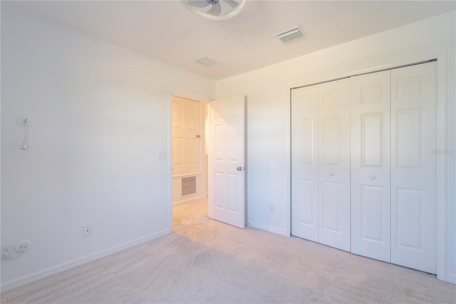 Image 17 of 24 For 109 Claire Lane