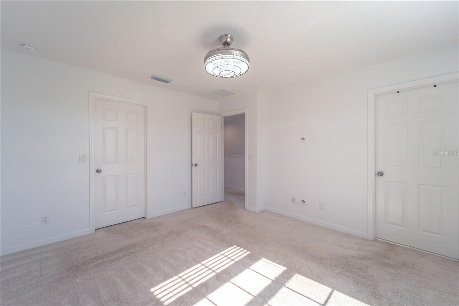 Image 19 of 24 For 109 Claire Lane