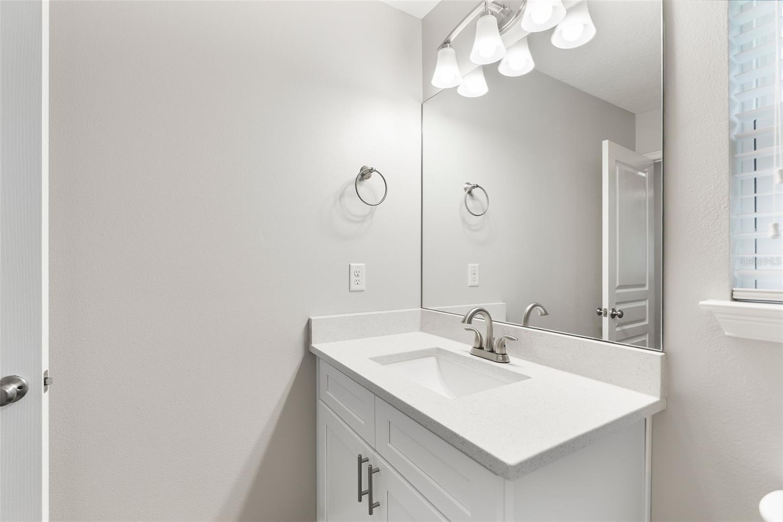 Image 19 of 25 For 730 Cordova Drive