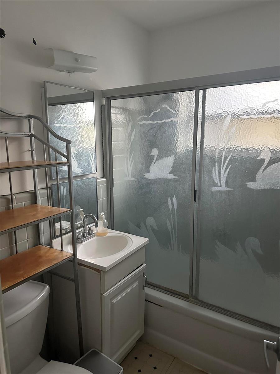 Image 4 of 9 For 1841 North Street