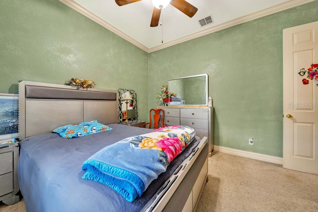 Image 21 of 39 For 20831 Copperhead Drive