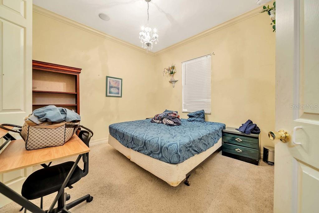 Image 24 of 39 For 20831 Copperhead Drive