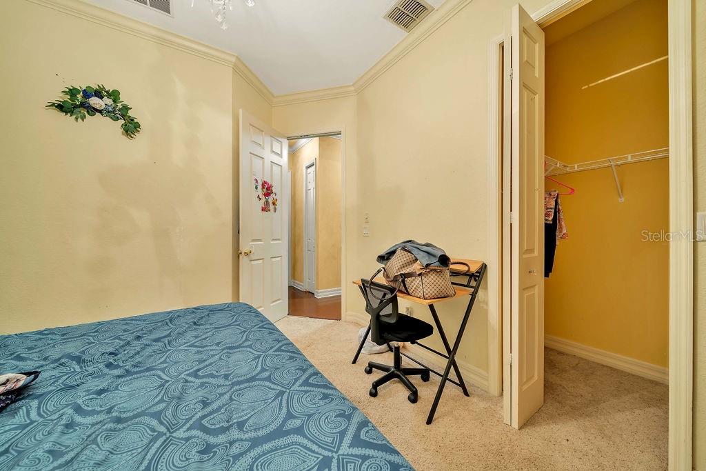 Image 25 of 39 For 20831 Copperhead Drive