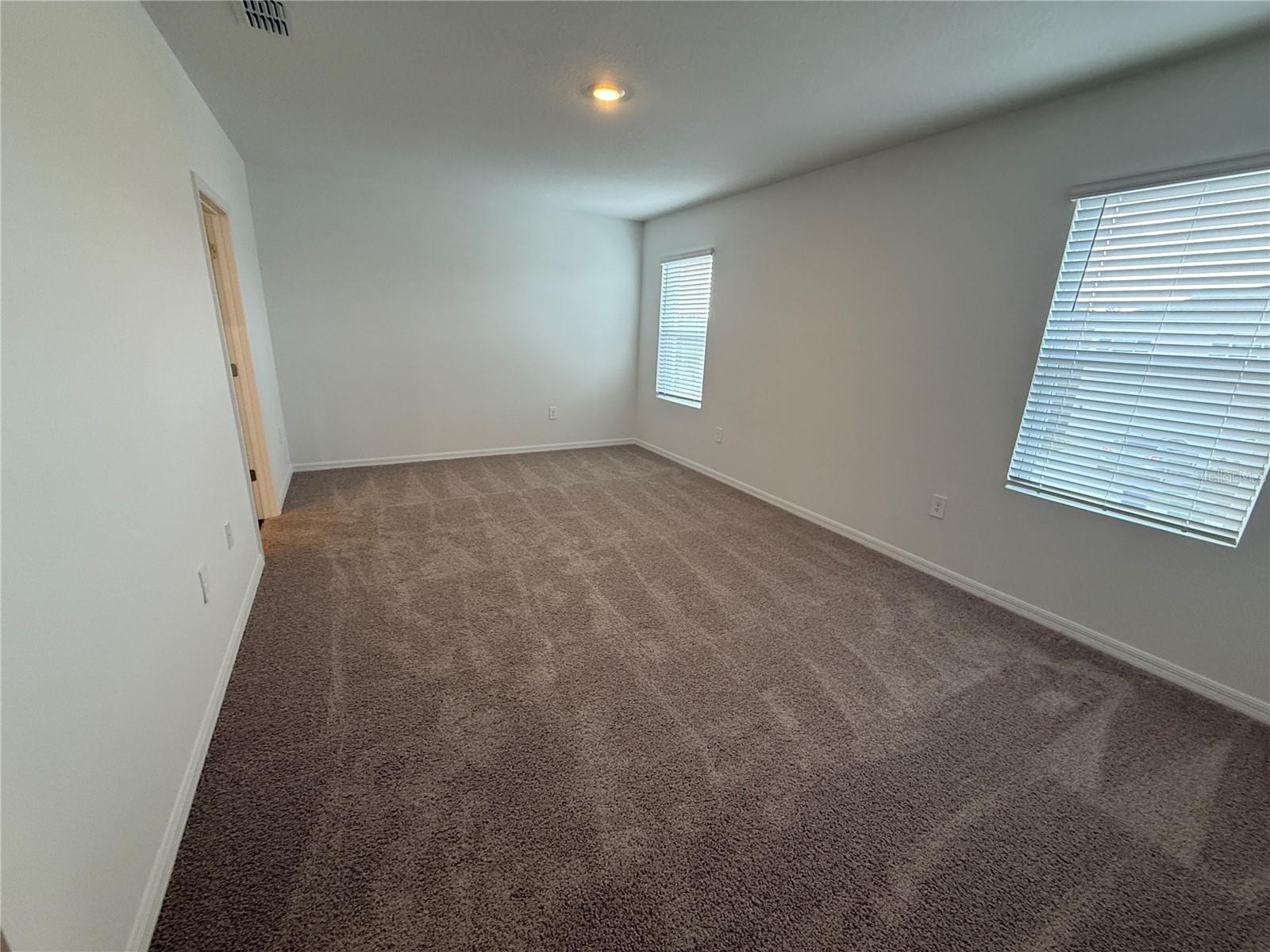 Image 9 of 32 For 4659 Ostero St