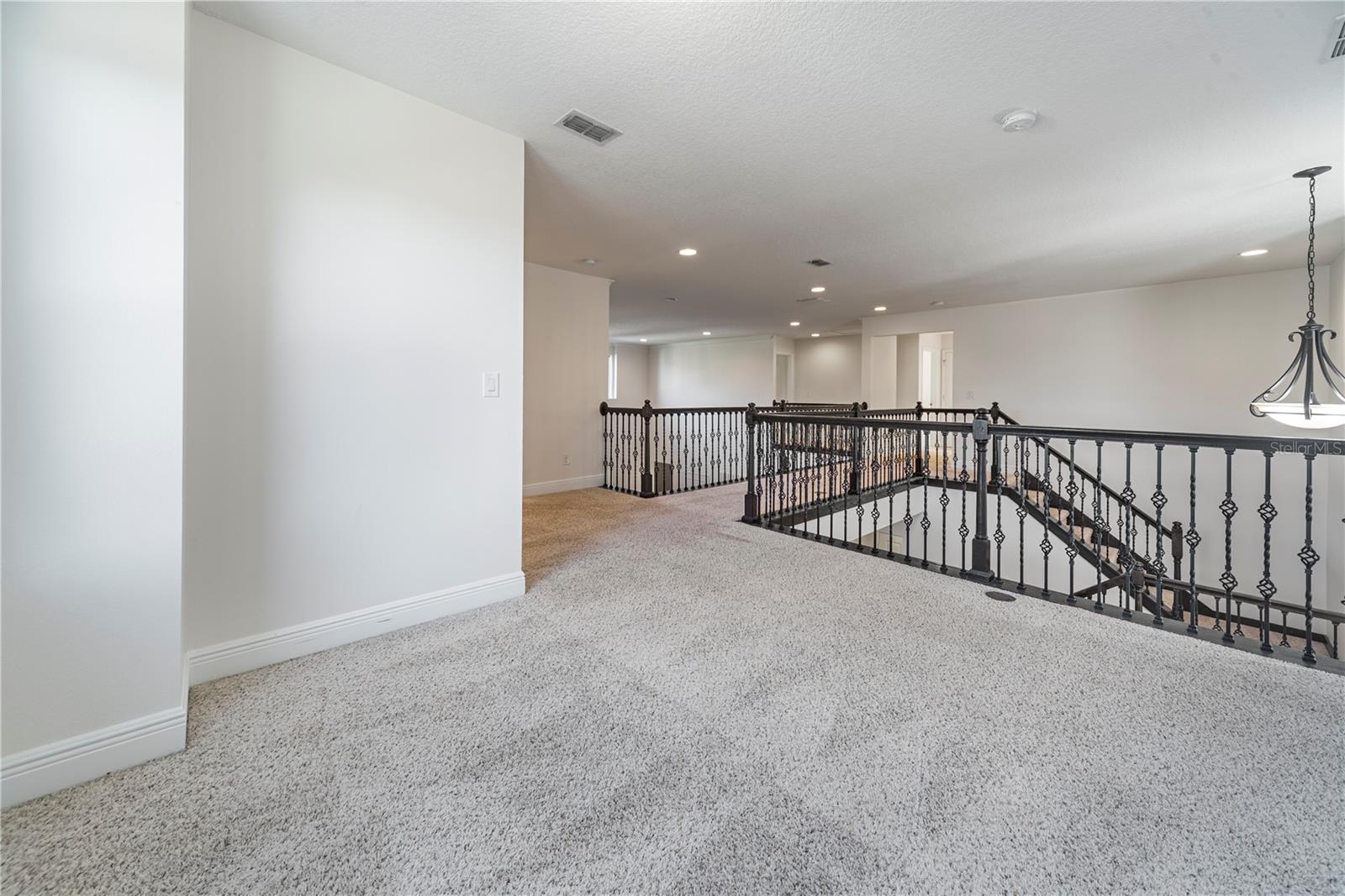 Image 31 of 44 For 9005 Reflection Pointe Drive