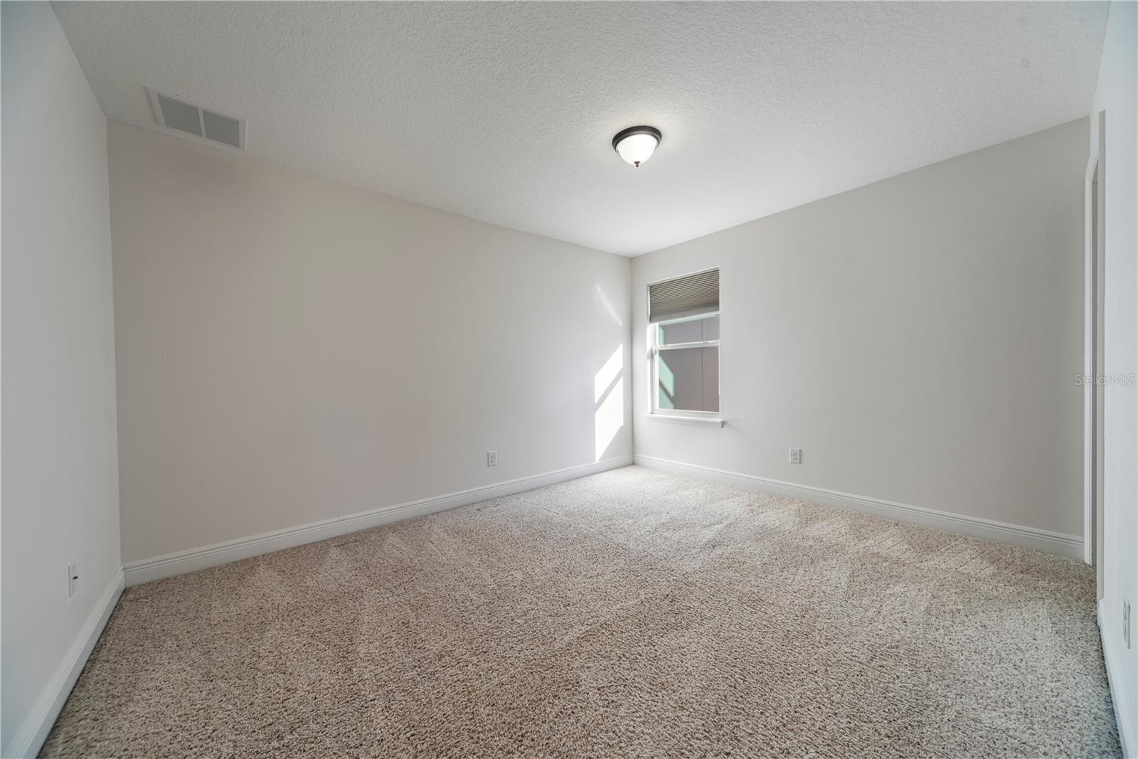 Image 34 of 44 For 9005 Reflection Pointe Drive