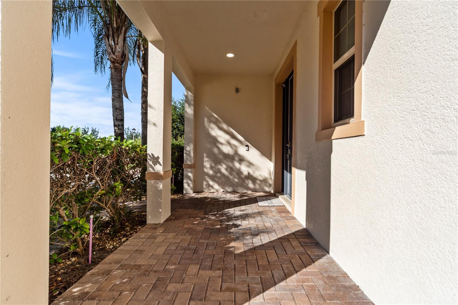 Image 6 of 44 For 9005 Reflection Pointe Drive