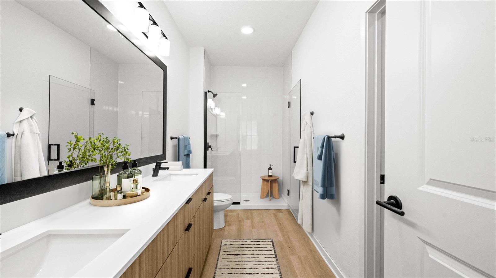 Image 18 of 20 For 2285 Crown Village Road A1