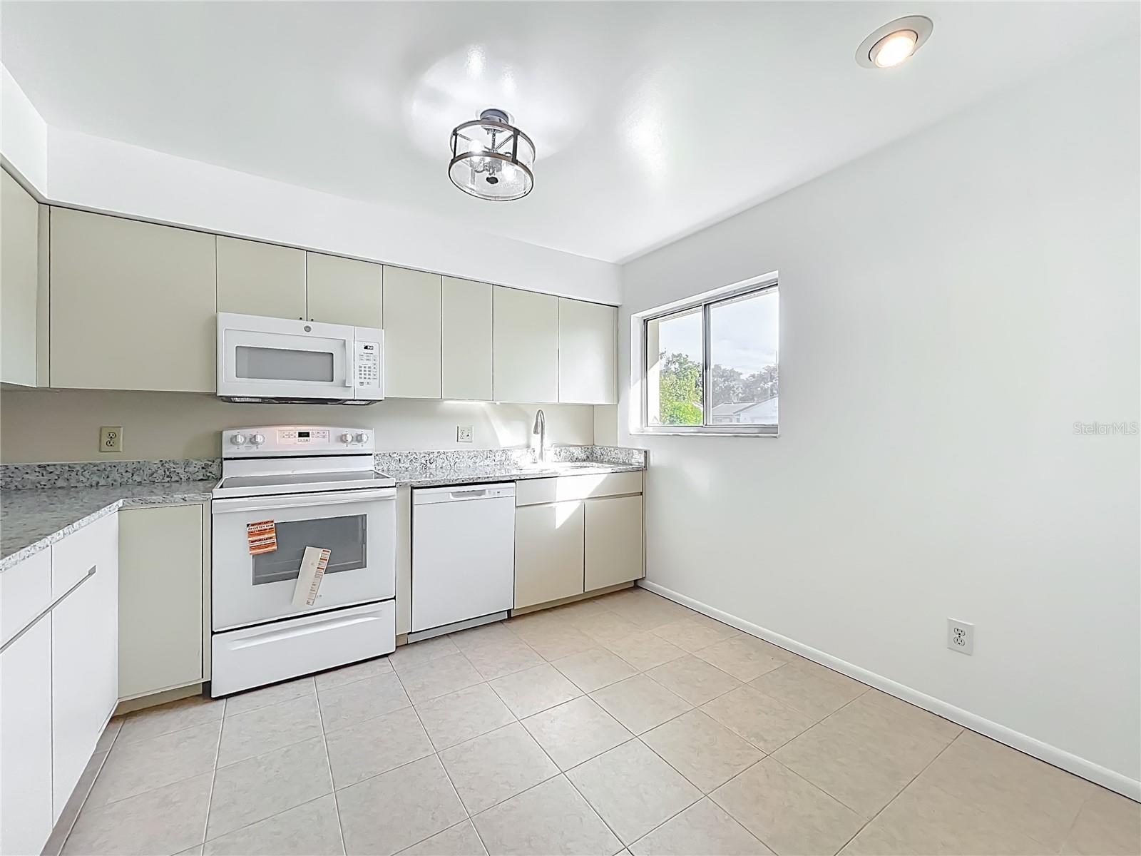 Image 17 of 55 For 5321 Williamsport Drive