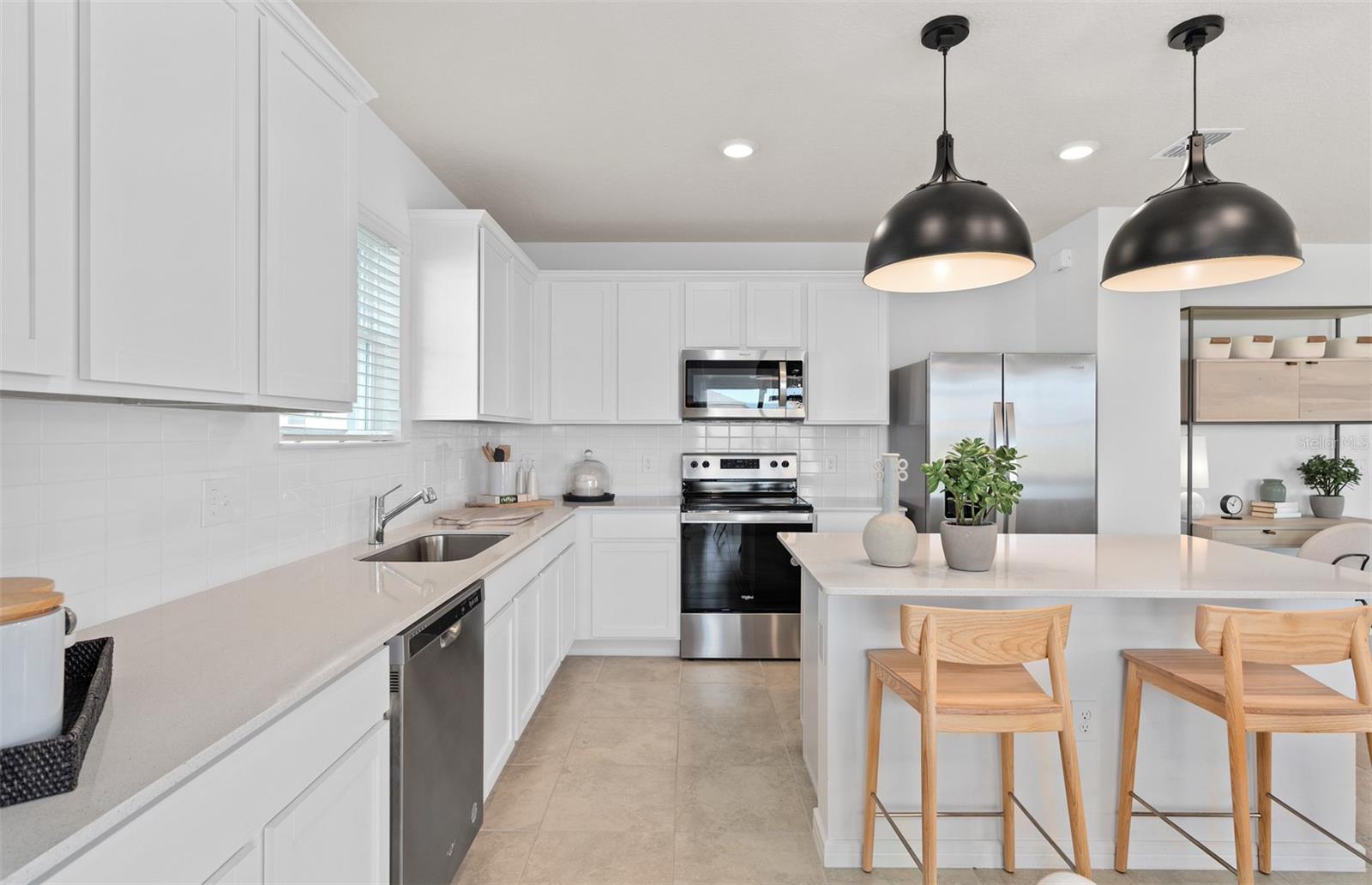 Image 8 of 18 For 3289 Ellsworth Avenue