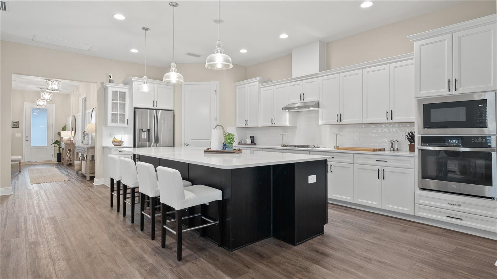 Image 11 of 99 For 2116 Limestone Trail