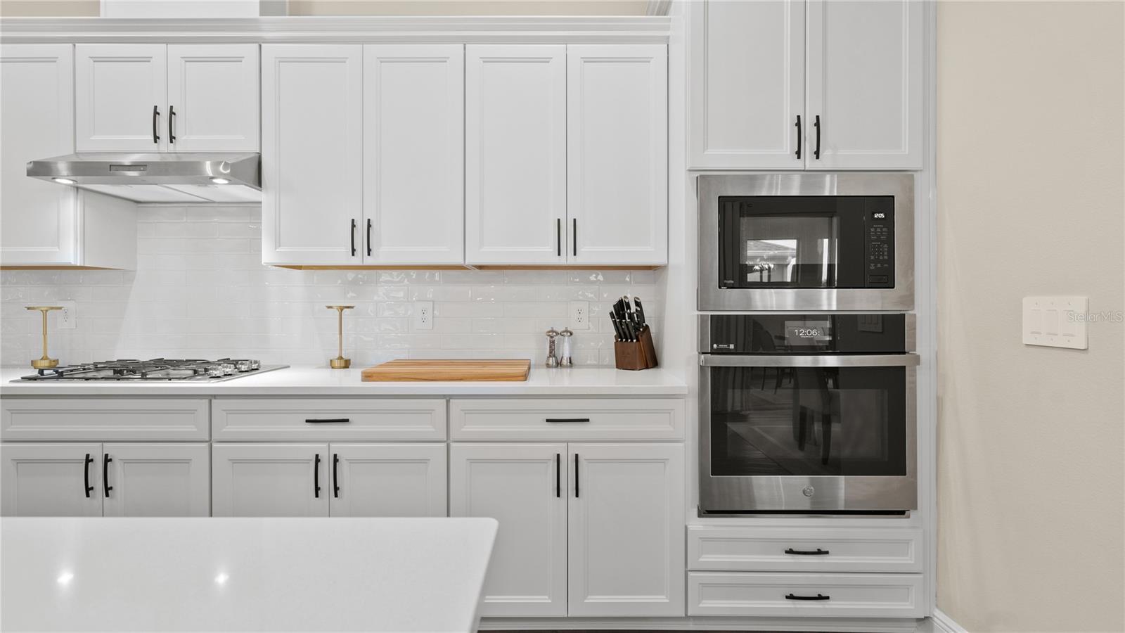 Image 12 of 99 For 2116 Limestone Trail