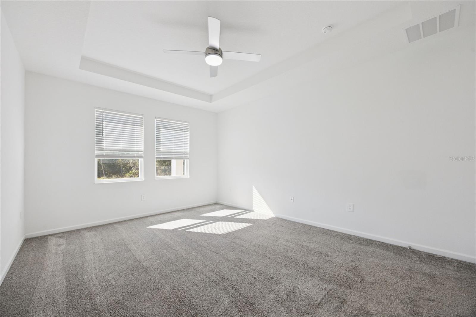 Image 19 of 41 For 6298 Lakepine Street