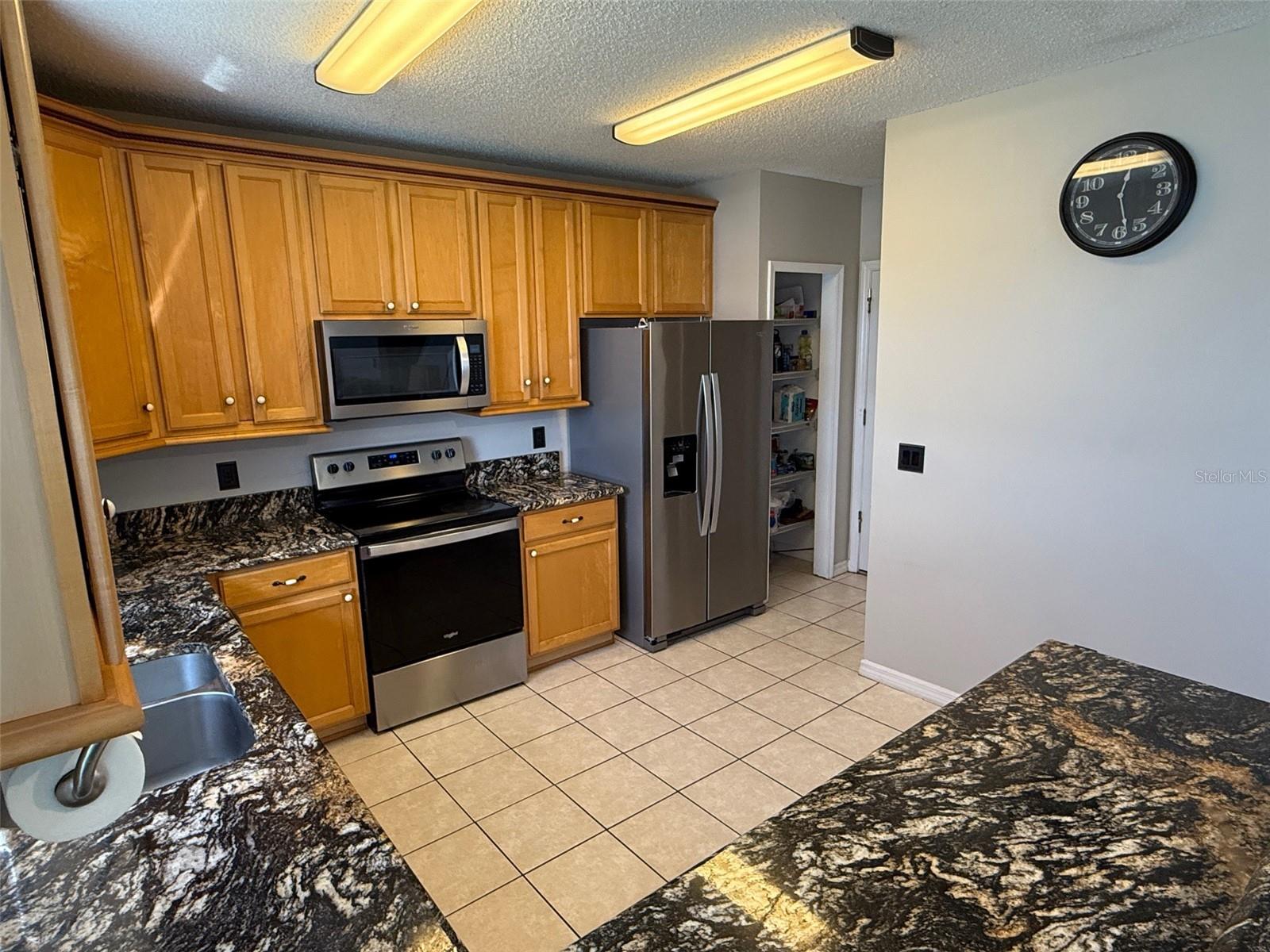 Image 14 of 49 For 2118 Oakington Street