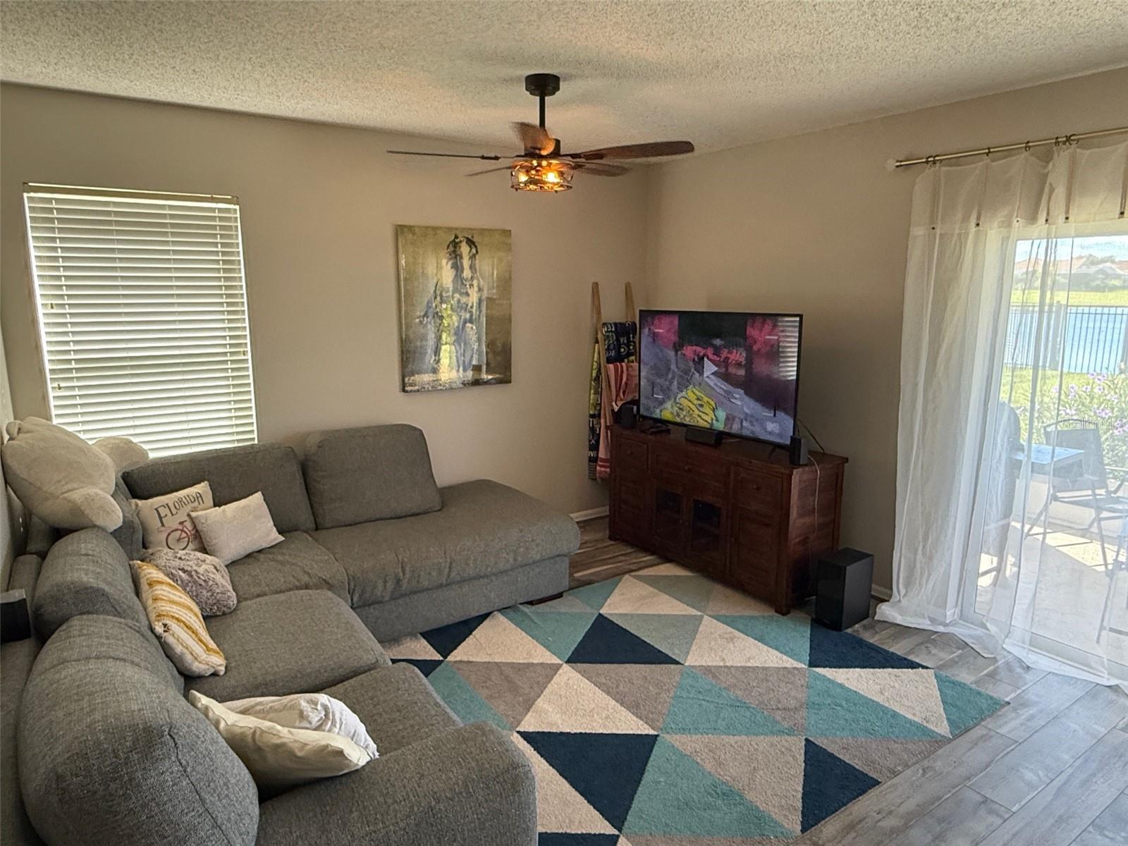 Image 18 of 49 For 2118 Oakington Street