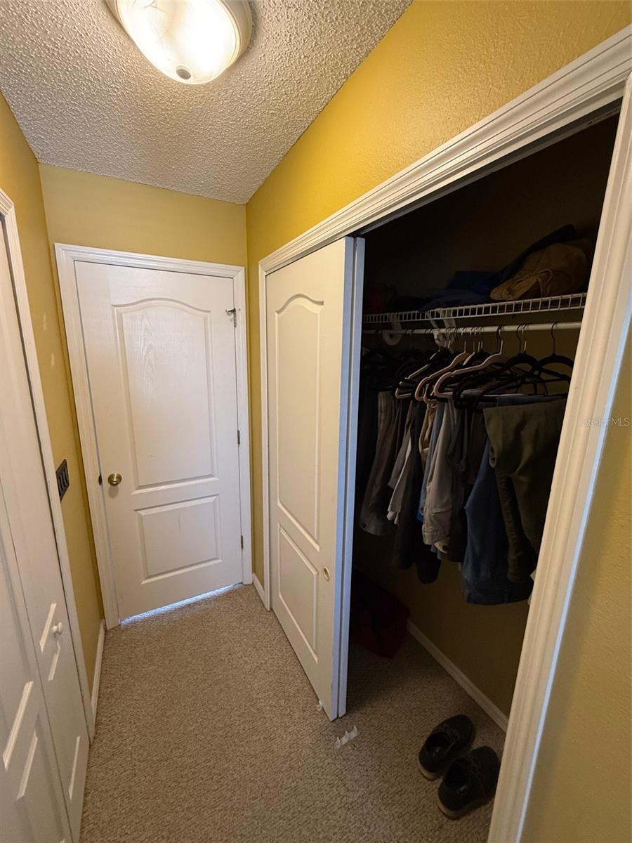 Image 35 of 49 For 2118 Oakington Street