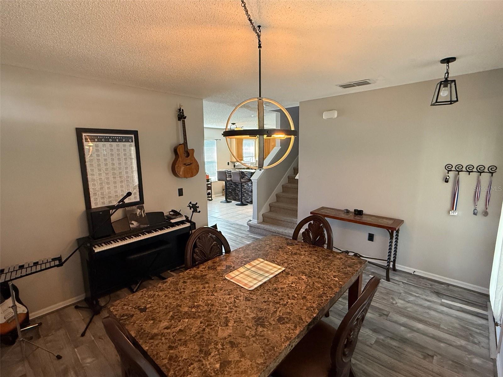 Image 8 of 49 For 2118 Oakington Street