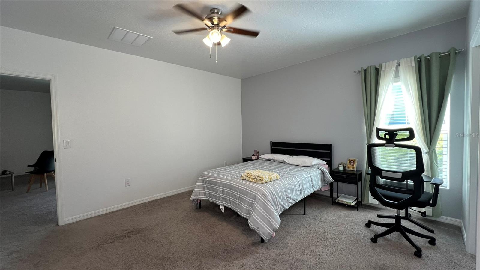 Image 10 of 22 For 136 Hamlet Loop