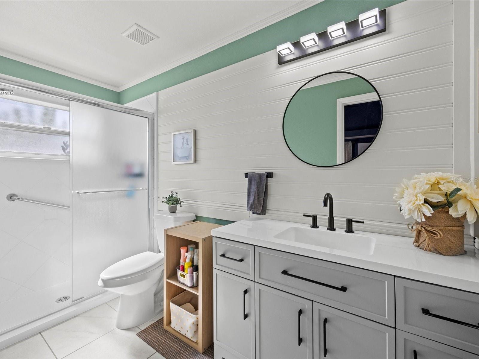 Image 16 of 42 For 4130 Capland Avenue