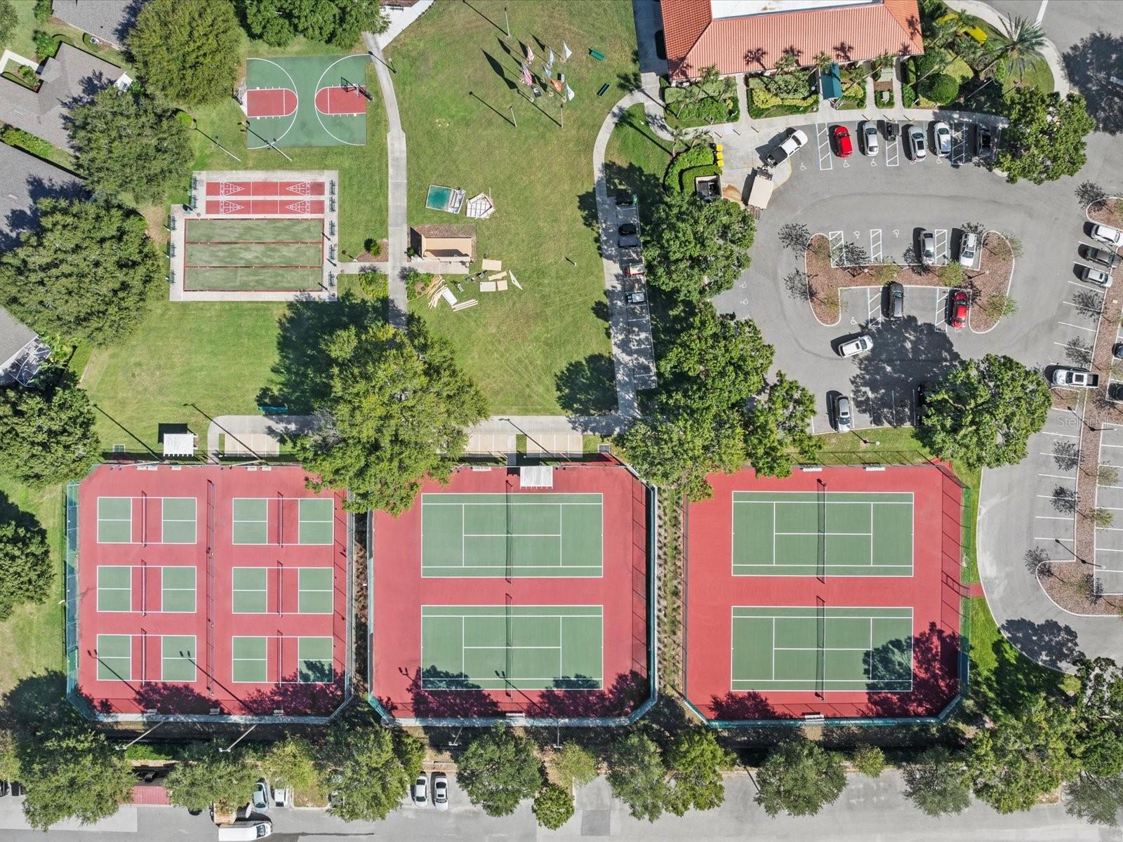 Image 33 of 42 For 4130 Capland Avenue