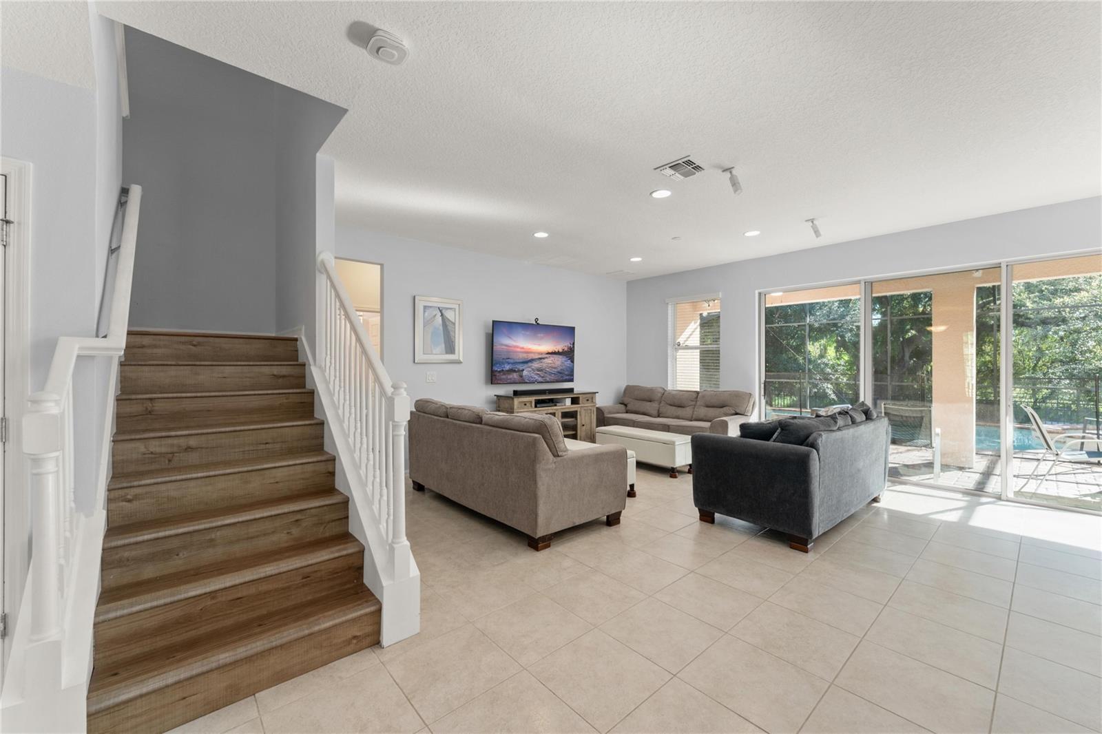 Image 20 of 67 For 4429 Shiva Loop