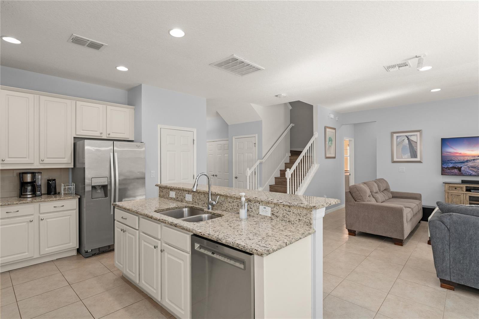 Image 27 of 67 For 4429 Shiva Loop