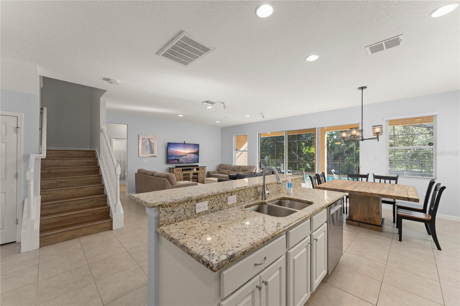 Image 28 of 67 For 4429 Shiva Loop