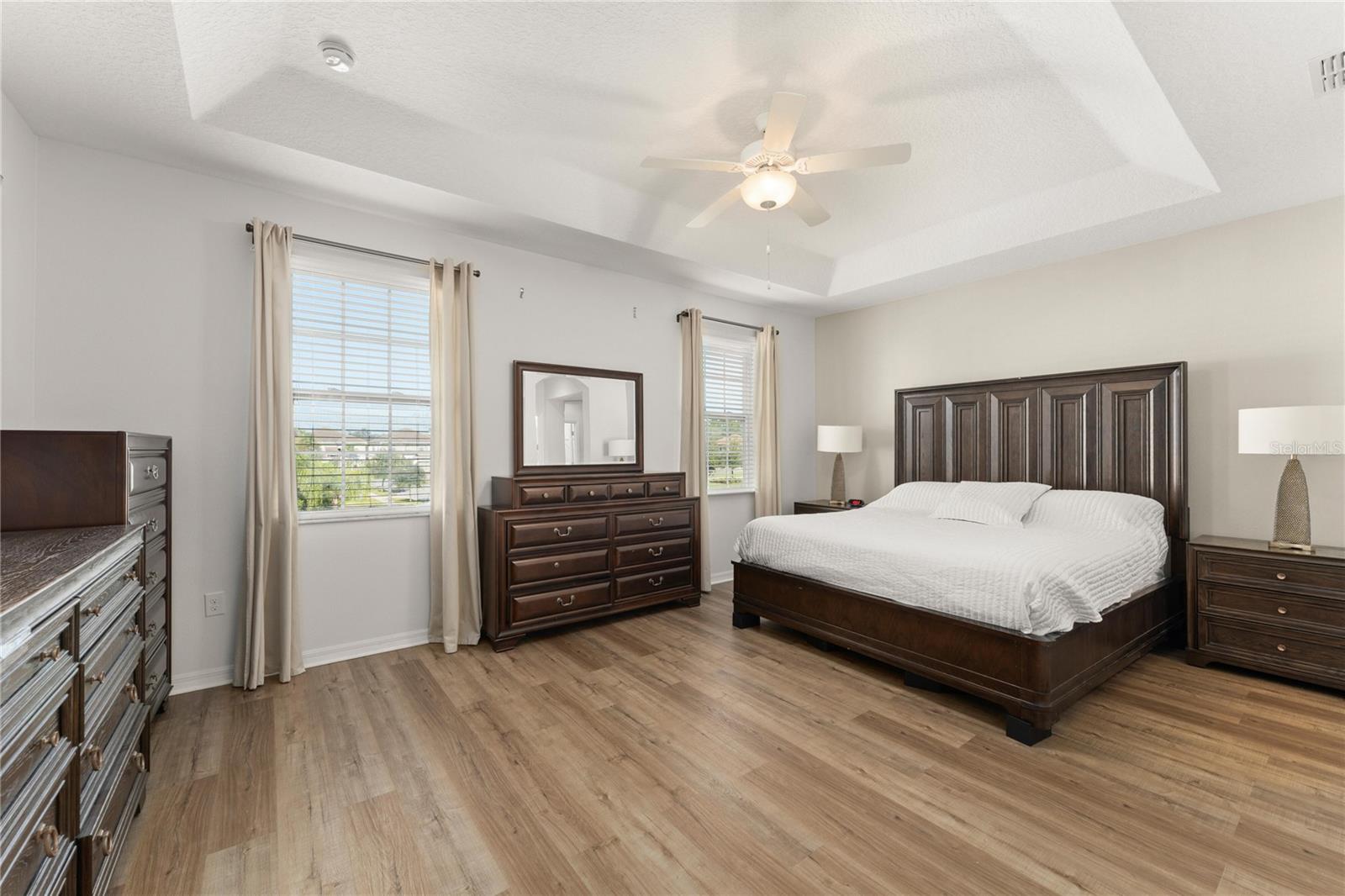 Image 33 of 67 For 4429 Shiva Loop