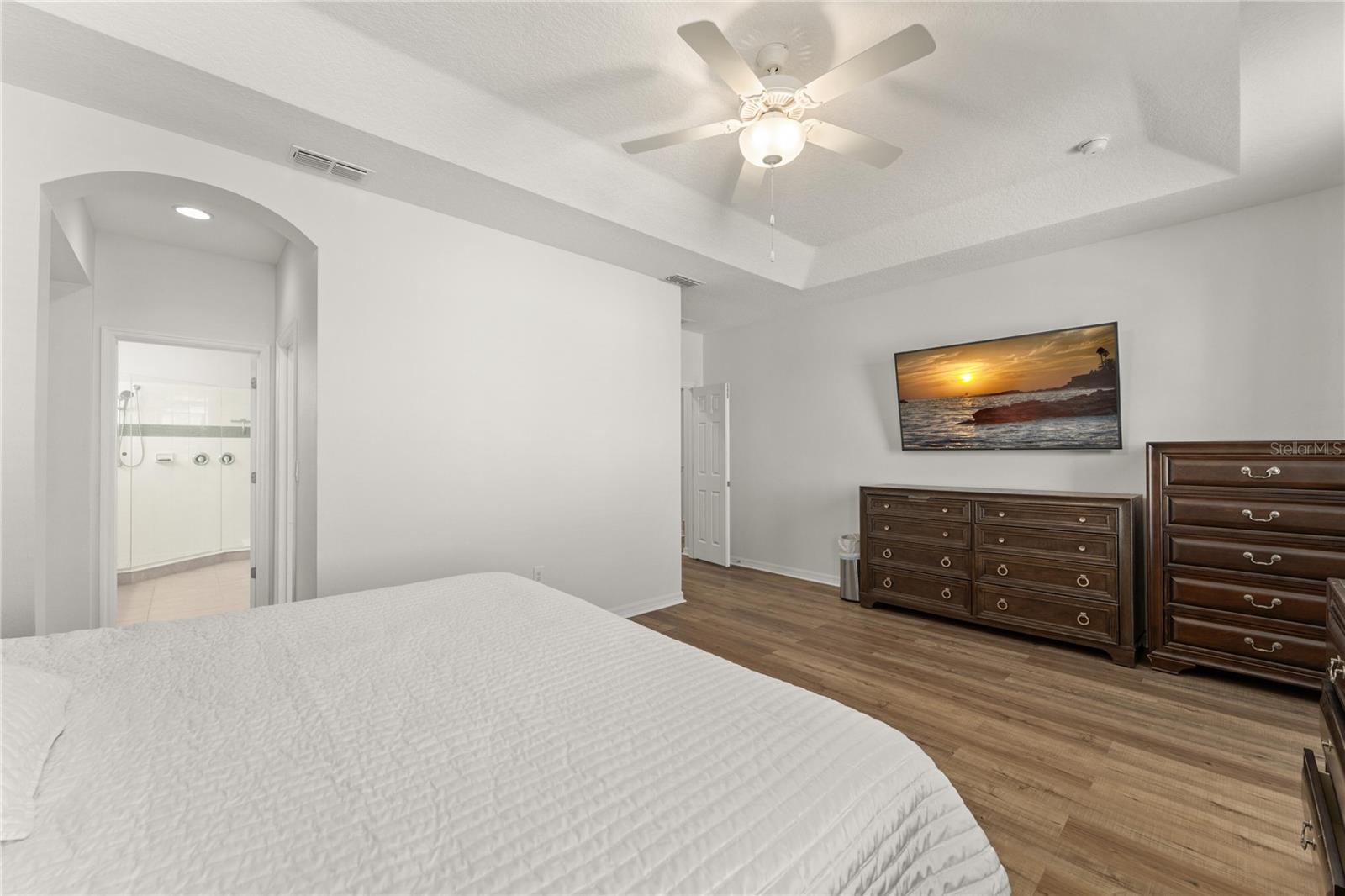 Image 34 of 67 For 4429 Shiva Loop