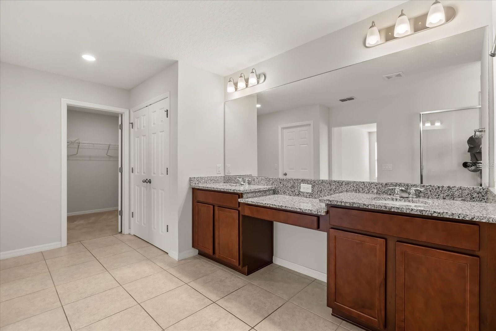 Image 28 of 40 For 170 Aberdeen Street