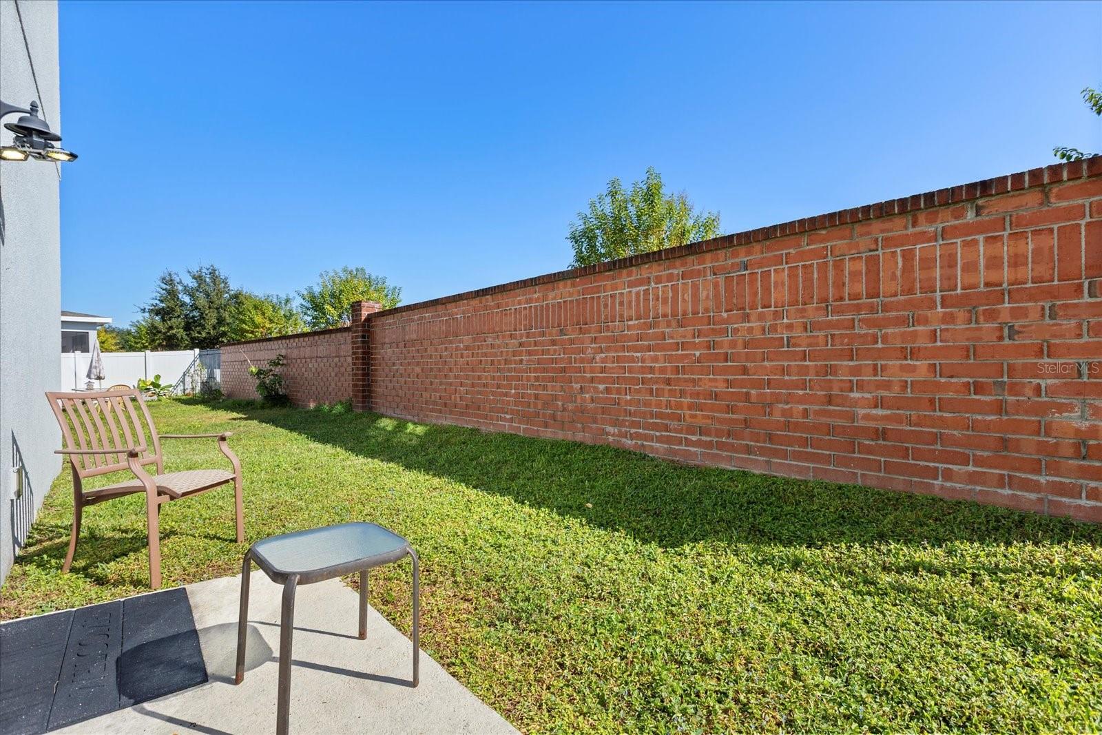 Image 34 of 40 For 170 Aberdeen Street