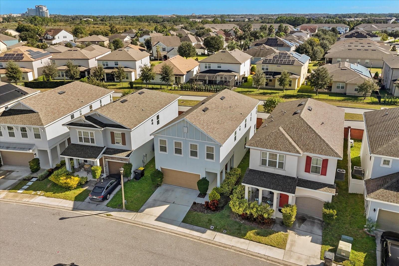 Image 37 of 40 For 170 Aberdeen Street