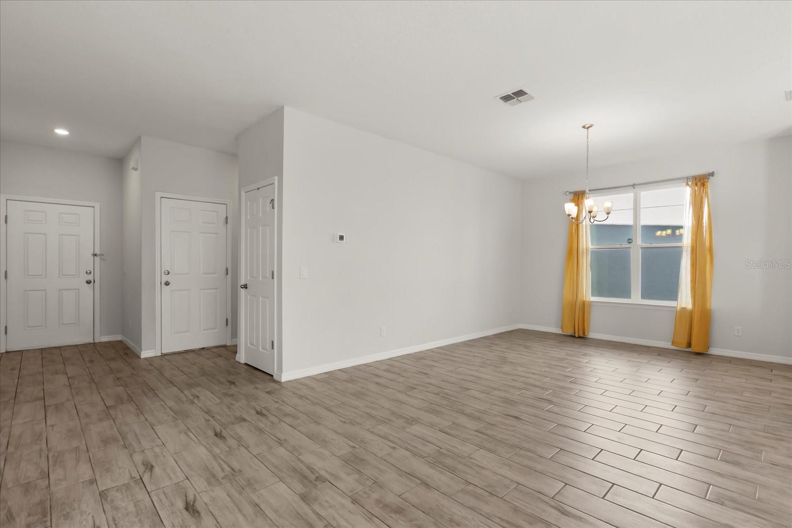 Image 6 of 40 For 170 Aberdeen Street