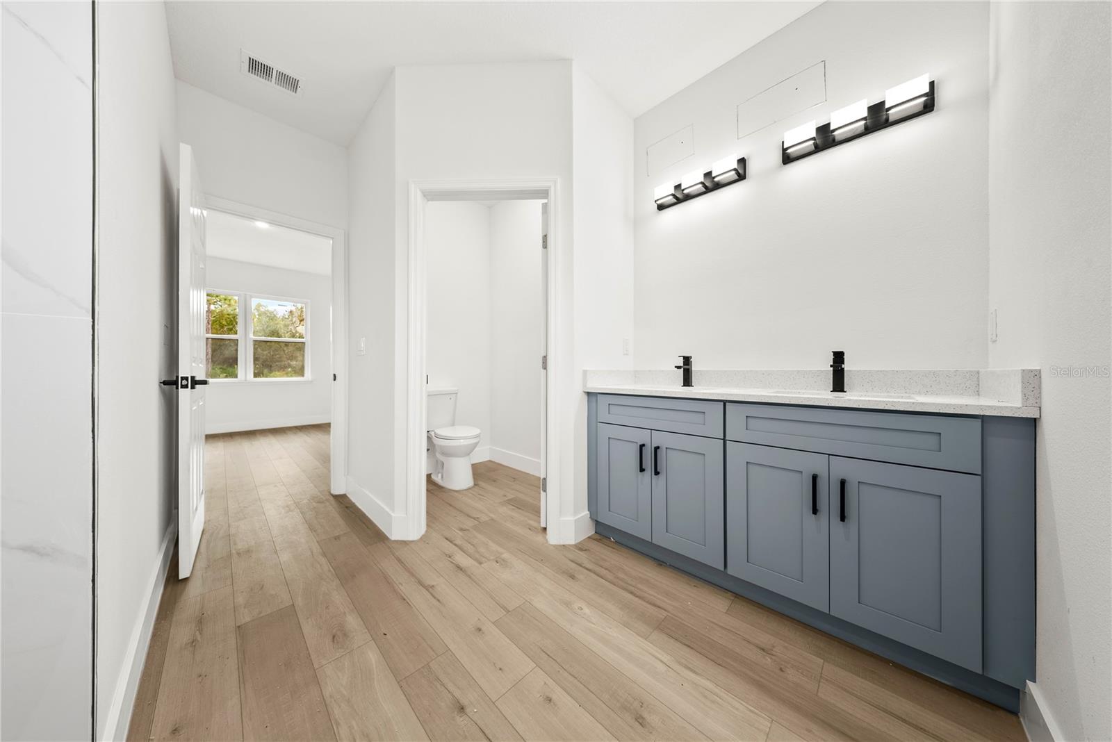 Image 33 of 55 For 3416 Eunice Drive