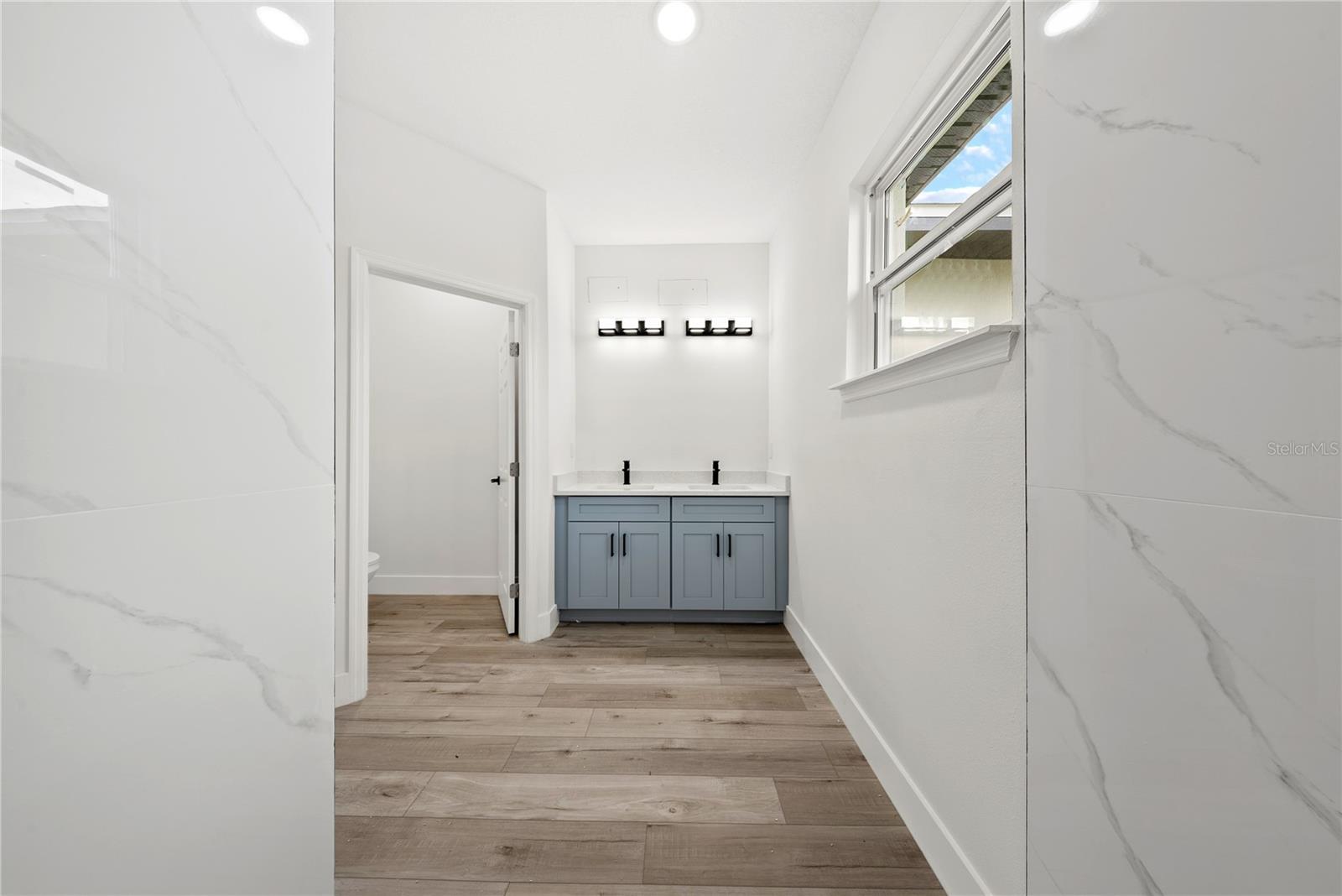 Image 35 of 55 For 3416 Eunice Drive