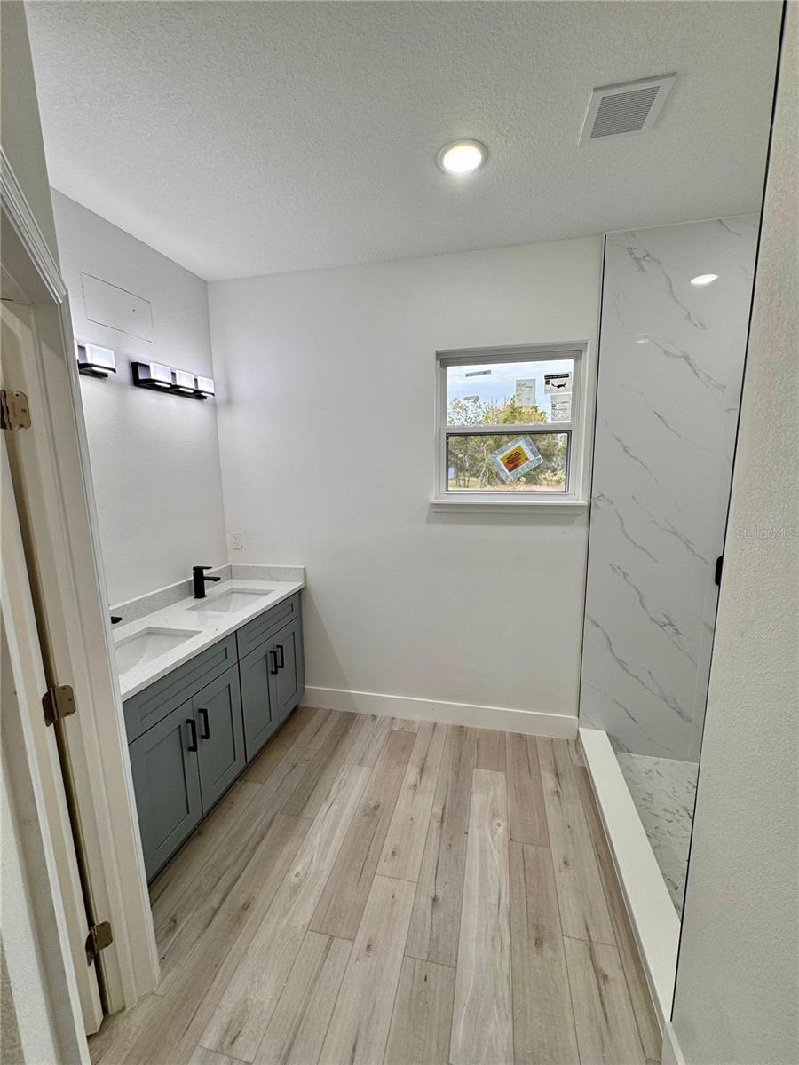 Image 9 of 55 For 3416 Eunice Drive