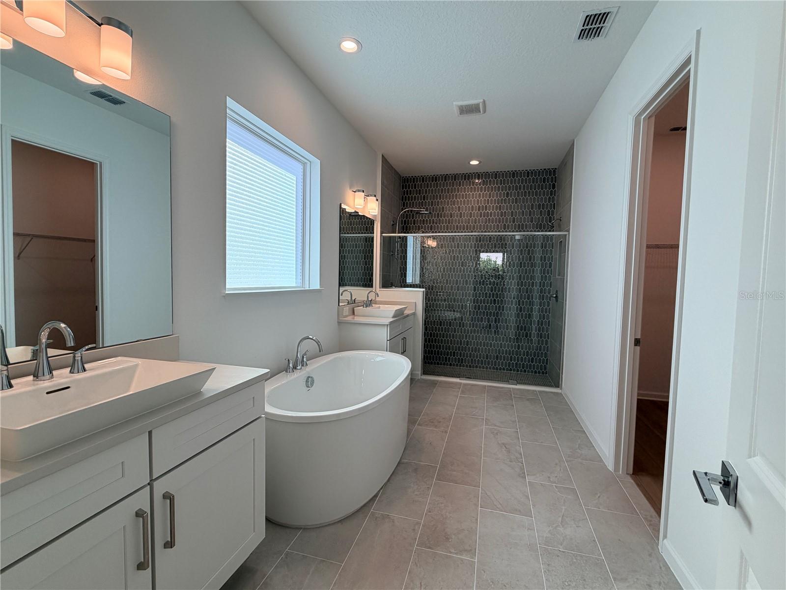 Image 22 of 25 For 14213 Spring Garden Drive